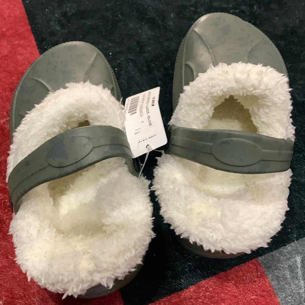 Clogs